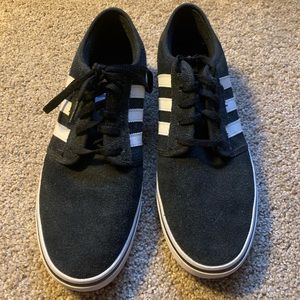 Adidas Men’s sneakers size 10